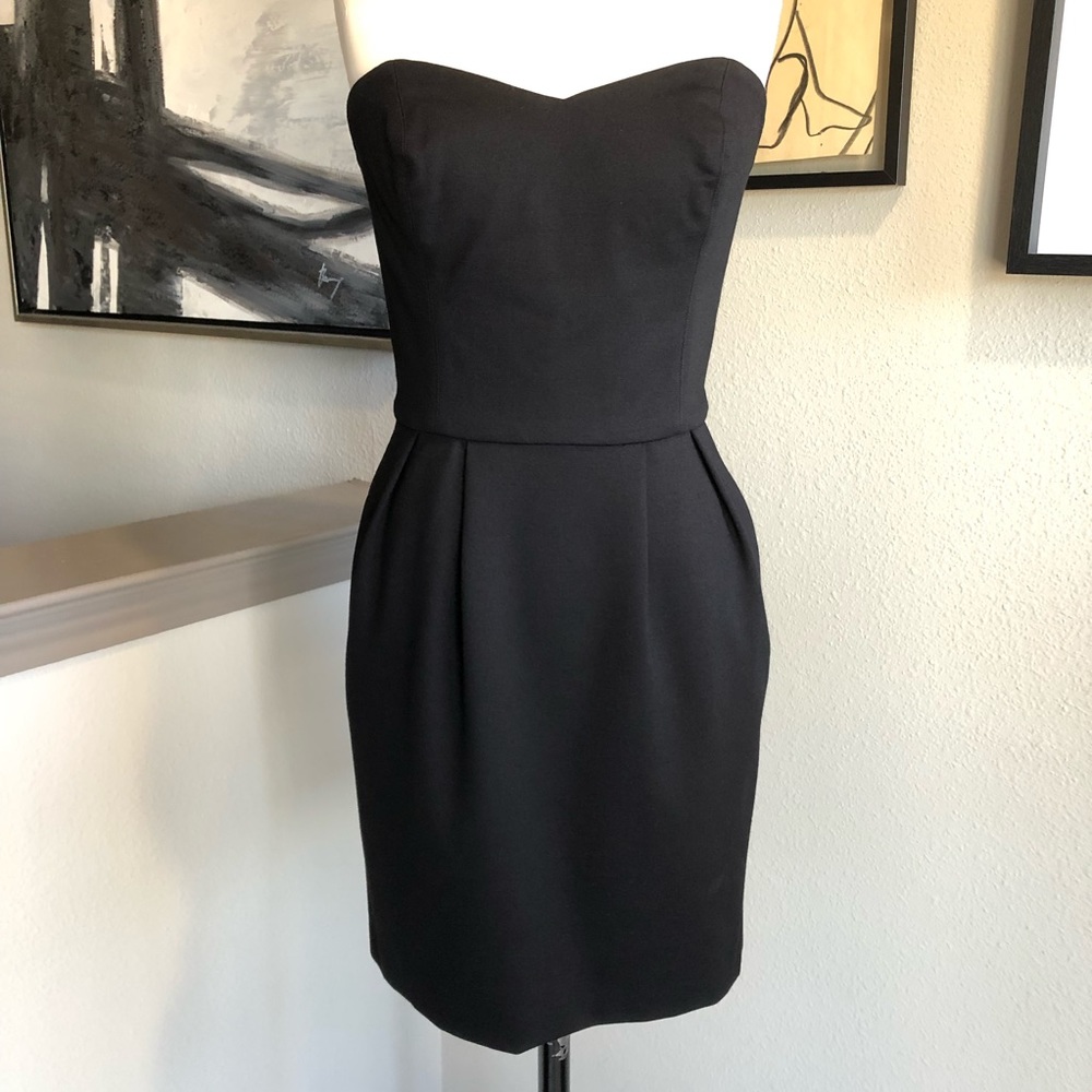 AMANDA UPRICHARD black ponte knit strapless dress with pockets